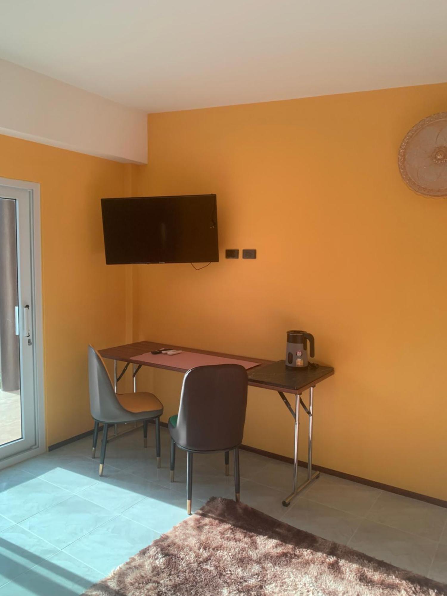 Pajaree And Udo'S Happy Homestay Trang Ngoại thất bức ảnh